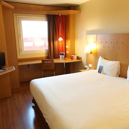 Ibis Alcala De Henares La Garena Hotel Kültér fotó