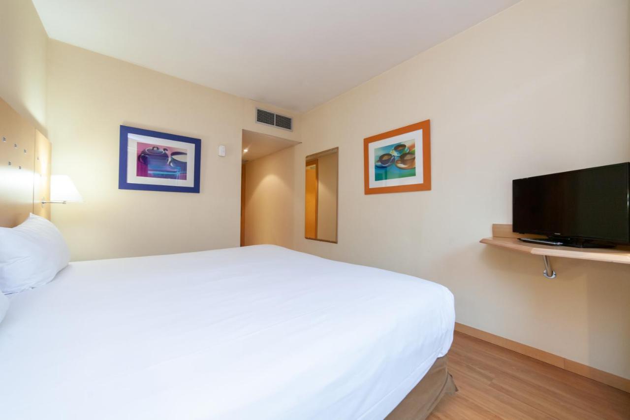 Ibis Alcala De Henares La Garena Hotel Kültér fotó