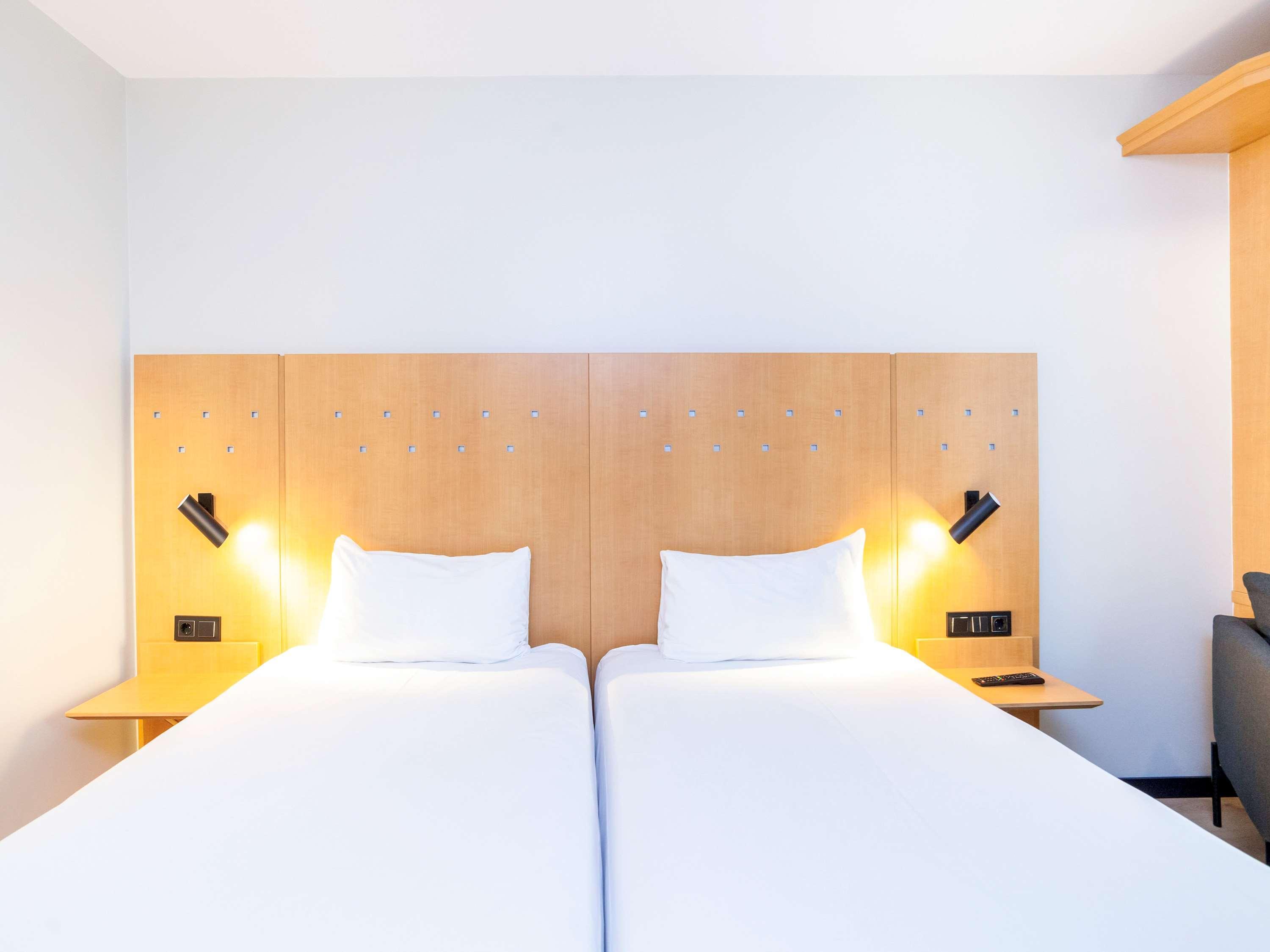 Ibis Alcala De Henares La Garena Hotel Kültér fotó