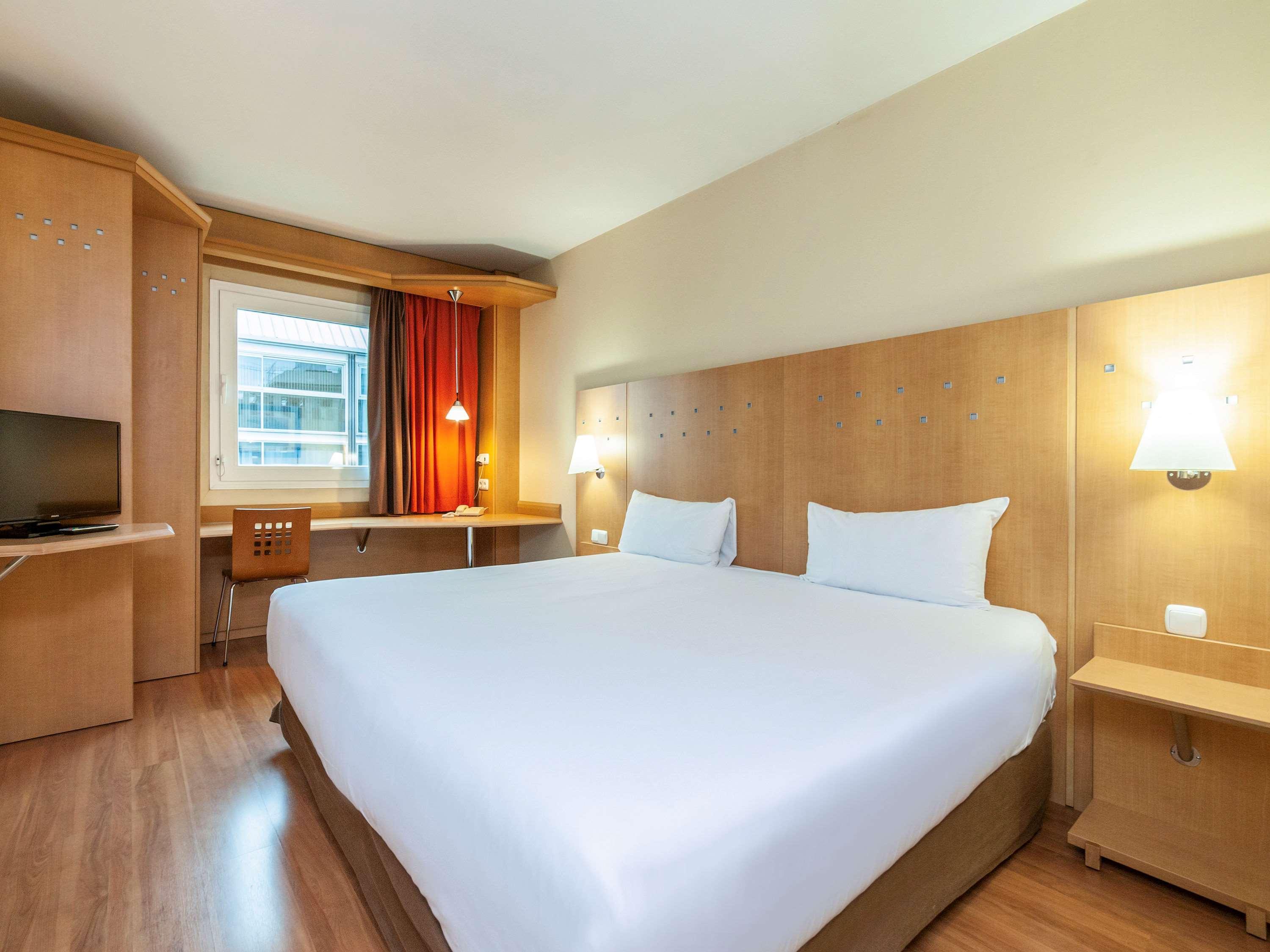 Ibis Alcala De Henares La Garena Hotel Kültér fotó